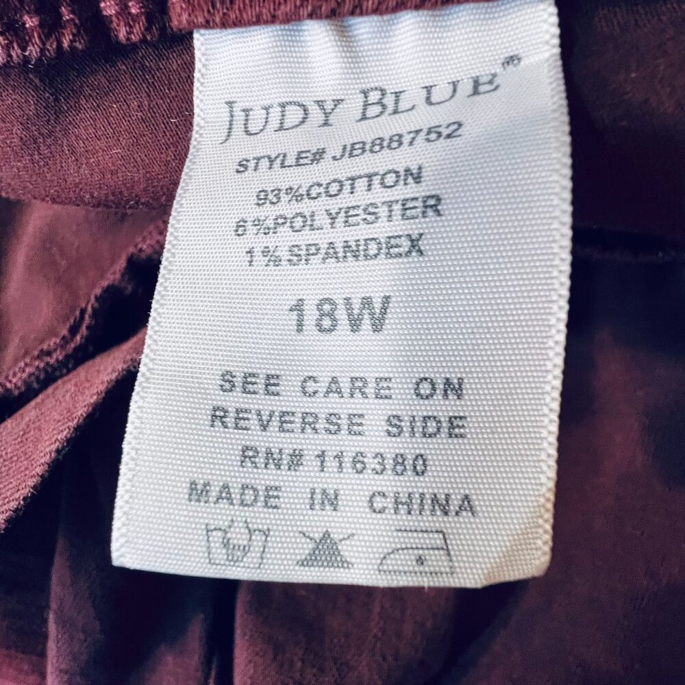 Judy Blue Burgundy Capri Pants 18W Oxblood High Waist Garment Dyed Stretch - Picture 9 of 13